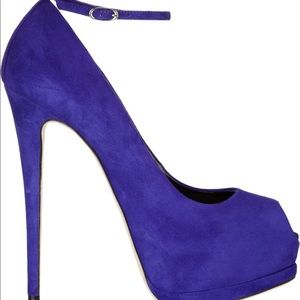 Giuseppi Zanotti Design• Peep-toe • Platform